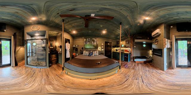 CHASING FIREFLIES TREEHOUSE AT SANCTUARY TREEHOUSE RESORT IN THE SMOKY MOUNTAINS PANORAMA