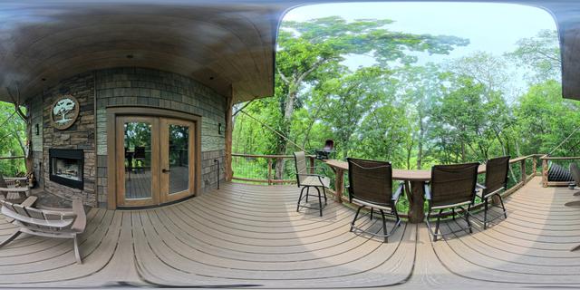 TREE-MENDOUS FUN TREEFORT TREEHOUSE AT SANCTUARY TREEHOUSE RESORT IN THE SMOKY MOUNTAINS - SLEEPS UP TO 6 - PANORAMA