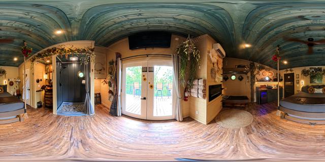 AMONG THE WILDFLOWERS TREEHOUSE AT SANCTUARY TREEHOUSE RESORT PANORAMA