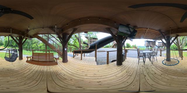 MORNING WOOD TREEHOUSE AT SANCTUARY TREEHOUSE RESORT IN THE SMOKY MOUNTAINS PANORAMA