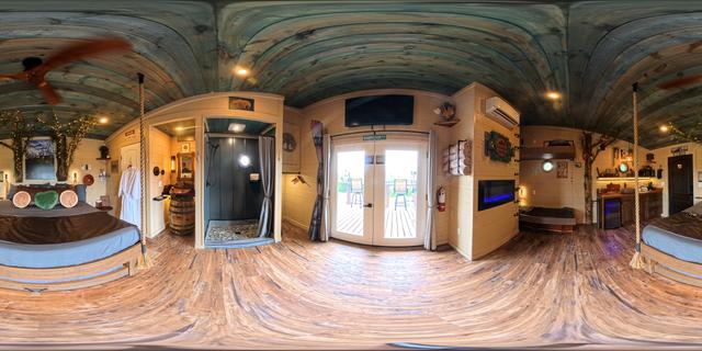 MORNING WOOD TREEHOUSE AT SANCTUARY TREEHOUSE RESORT IN THE SMOKY MOUNTAINS PANORAMA