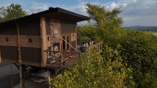 Photo of 48 - HONEY HOLE