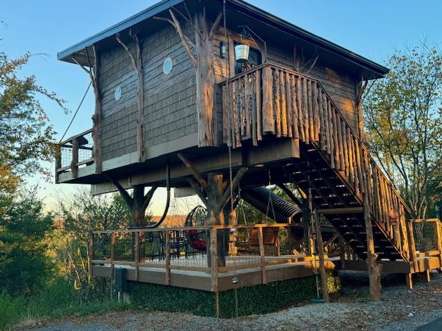 AIRFORT ONE TREEFORT