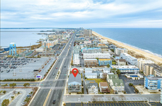 Photo of Oceanblock walk to Boardwalk and Seacrets Studio