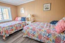 Photo of 2 Bedrooms with beach wiews and in walking distance to Seacrets!