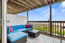 Photo of Relaxing Direct Oceanfront / Beachfront Retreat 