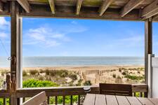 Photo of Relaxing Direct Oceanfront / Beachfront Retreat 