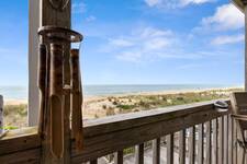 Photo of Relaxing Direct Oceanfront / Beachfront Retreat 