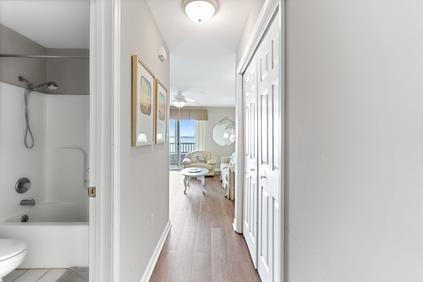 Photo of Harbour Towne A202