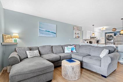 Photo of Large Ocean Block Condo 139st 3-Bedroom