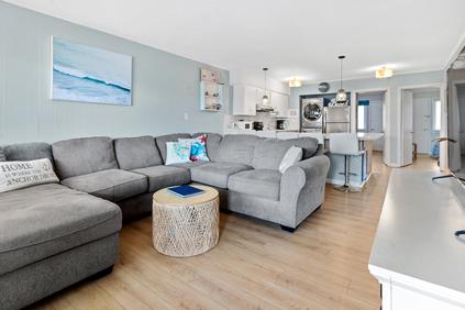 Photo of Large Ocean Block Condo 139st 3-Bedroom