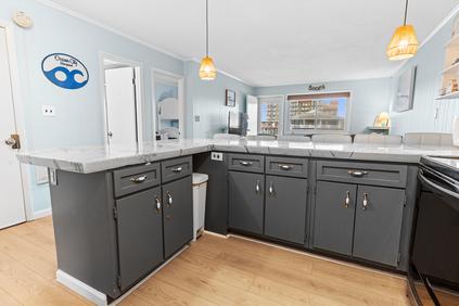 Photo of Large Ocean Block Condo 139st 3-Bedroom