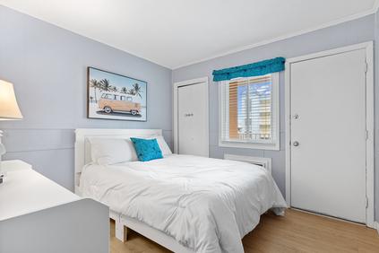 Photo of Large Ocean Block Condo 139st 3-Bedroom