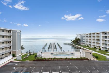 Photo of Thunder Island 126C