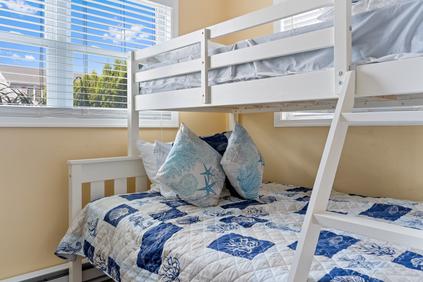 Photo of 12318 Snug Harbor Road