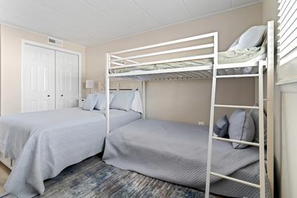 Photo of Thunder Island 77B