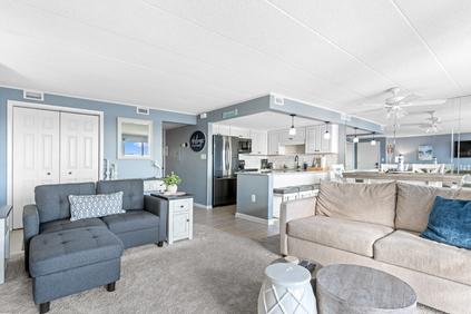 Photo of Thunder Island 77B