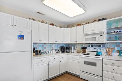 Photo of Harbour Towne A202