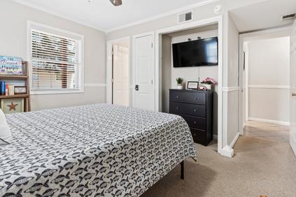 Photo of 426 Lark Lane Unit 1W