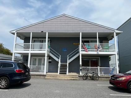 Photo of 426 Lark Lane Unit 1W