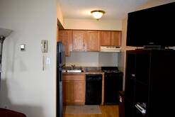 6104 Small Fully Equipped Kitchen