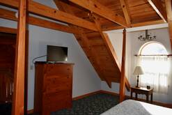 14 Cabin Fever master bedroom with king bed, Cable TV and full bath