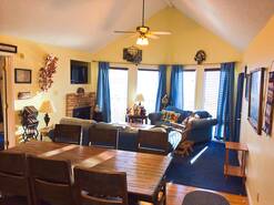 50 birhouse inn living room