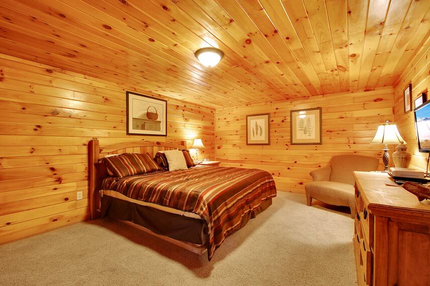 Fox Hollow Lodge - Smoky Mountain Chalet Rentals