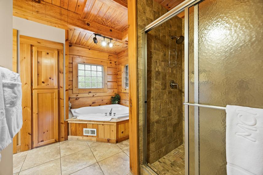 Photo of Fox Hollow Lodge in Gatlinburg TN