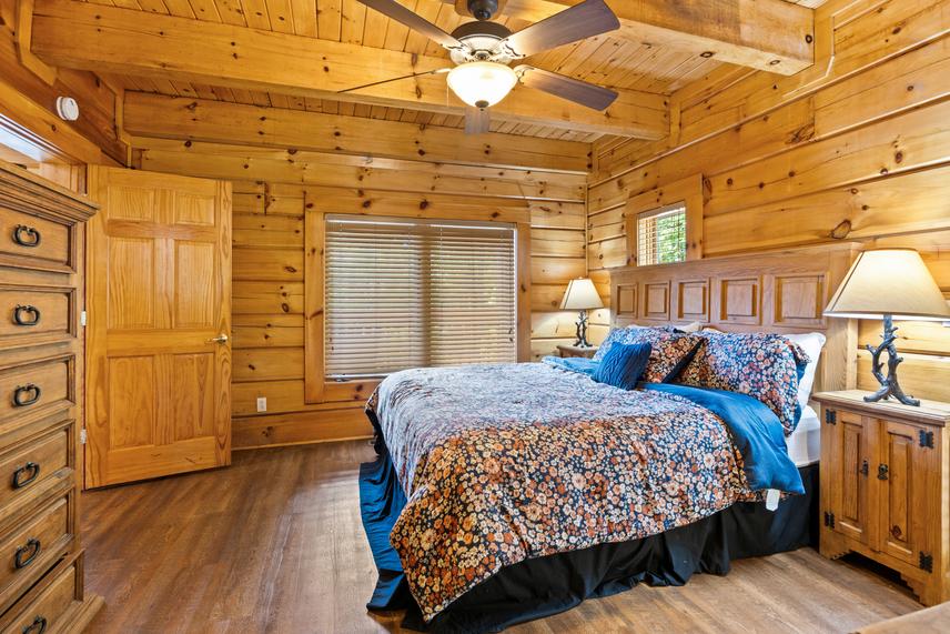 Photo of Fox Hollow Lodge in Gatlinburg TN