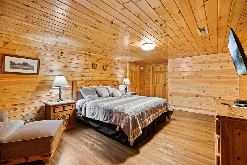 Photo of Fox Hollow Lodge in Gatlinburg TN