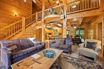Photo of Fox Hollow Lodge in Gatlinburg TN