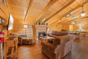 Photo of Fox Hollow Lodge in Gatlinburg TN