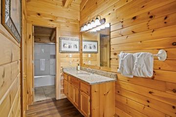 Photo of Fox Hollow Lodge in Gatlinburg TN