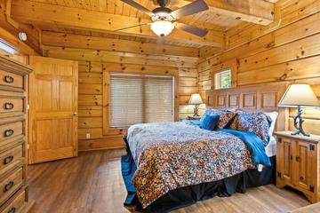 Photo of Fox Hollow Lodge in Gatlinburg TN