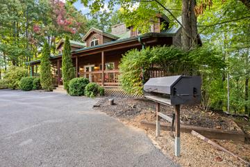 Photo of Fox Hollow Lodge in Gatlinburg TN
