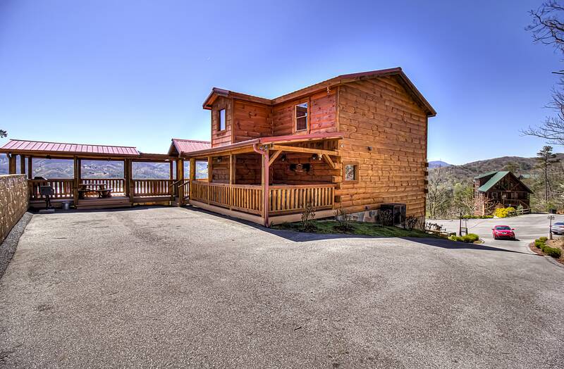 Smoky Mountains rental cabin's exterior view. at A Point of View in Gatlinburg TN