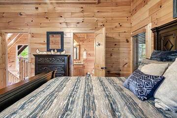 Rental cabin with full bath. at Alpine Oasis in Gatlinburg TN