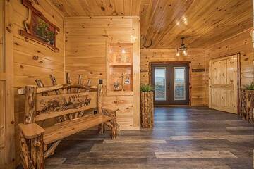 Another photo of the cabin's entry way.