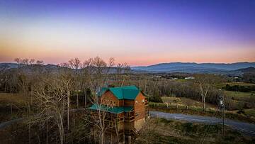Aerial Smoky Mountains view of Morning View cabin rental.