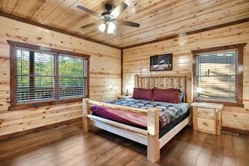 Second bedroom of your 8BR cabin in the Tennessee Smoky Mountains.