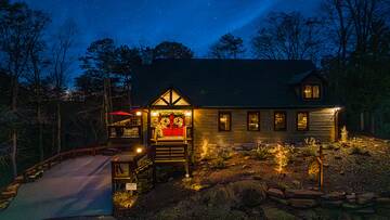 Lighted cabin rental in the Smokies Sevierville TN.