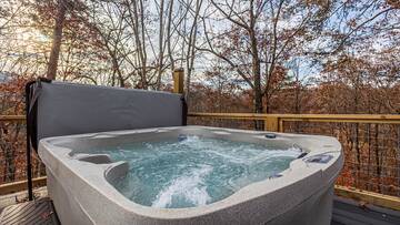 Smoky Mountains Cabin Rental Hot Tub