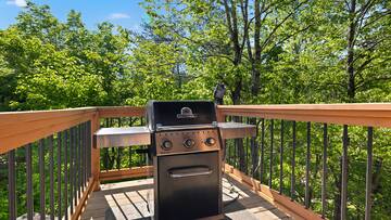 Large capacity outdoors gas grill.  at Moonlight Pines Lodge in Gatlinburg TN
