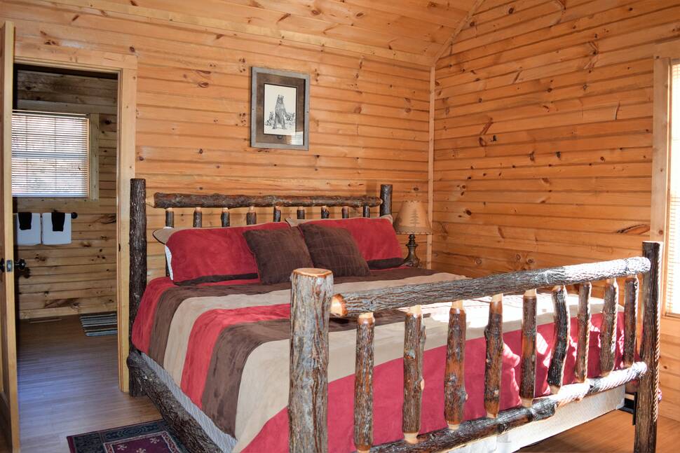 River Escape 2 bedroom cabin rental