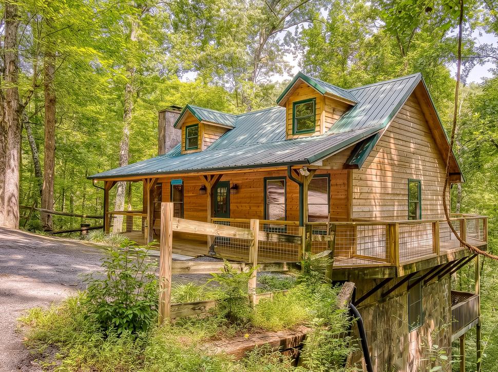 Hushpuppy Hideaway