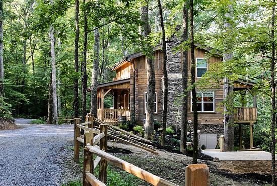 Cabin At Walland Forest