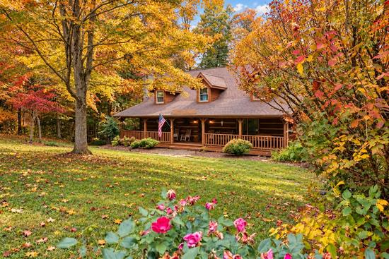 Laurel Log Lodge