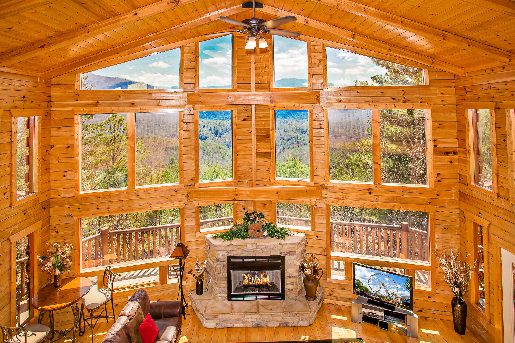 Linger Lodge - 4 Bedroom Gatlinburg Cabin Rental