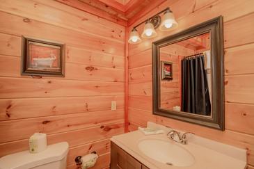 Amazing Adventure Lodge